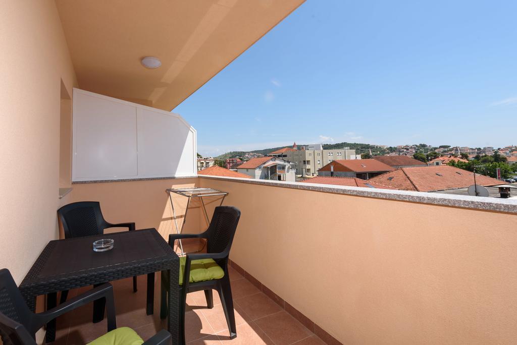 Robi Trogir