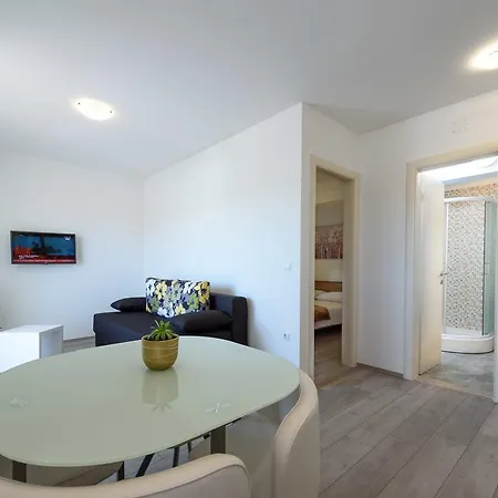 Apartments Robi Trogir Exteriér fotografie