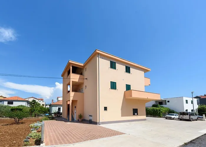Apartments Robi